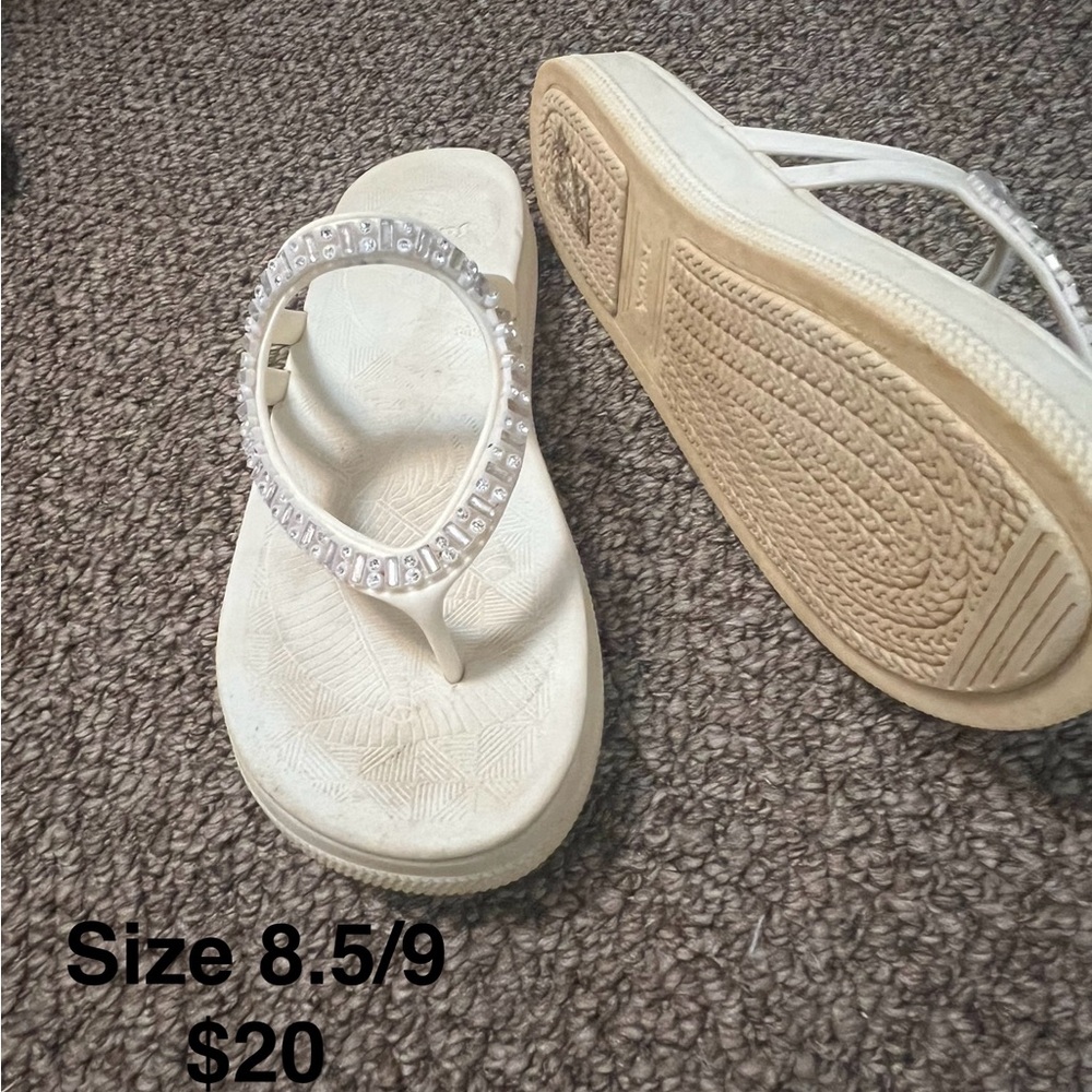 Sanuk White Sandals with Rhinestone Details